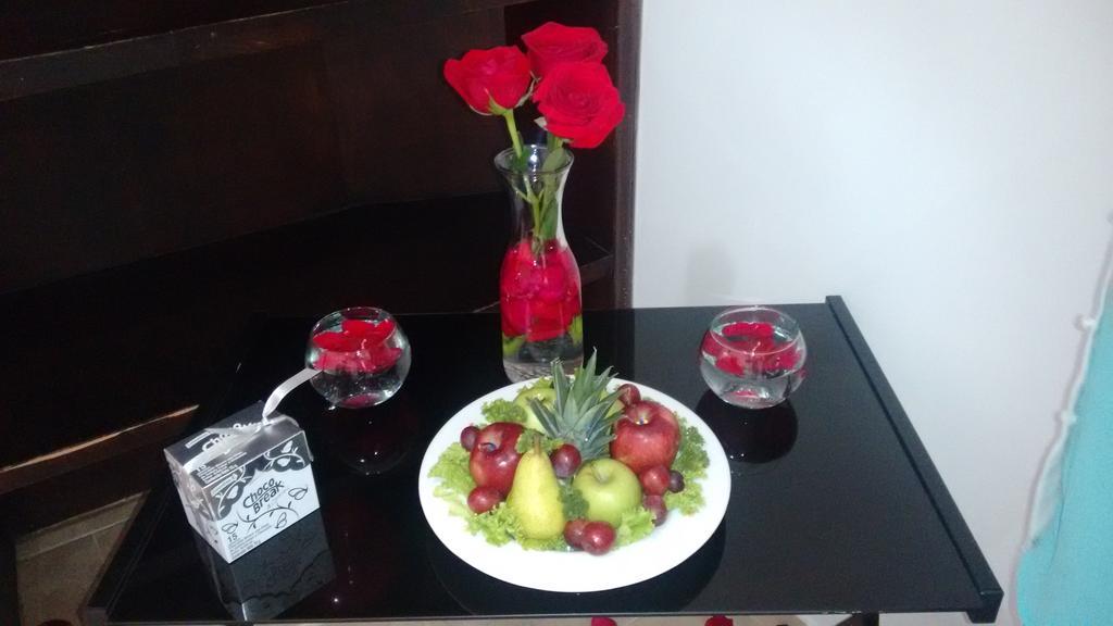 מונטריה Hotel Mi Corral Plaza מראה חיצוני תמונה
