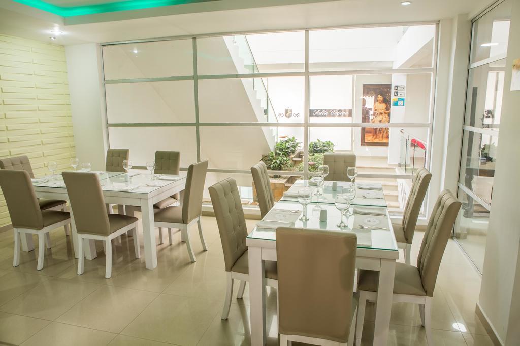 מונטריה Hotel Mi Corral Plaza מראה חיצוני תמונה