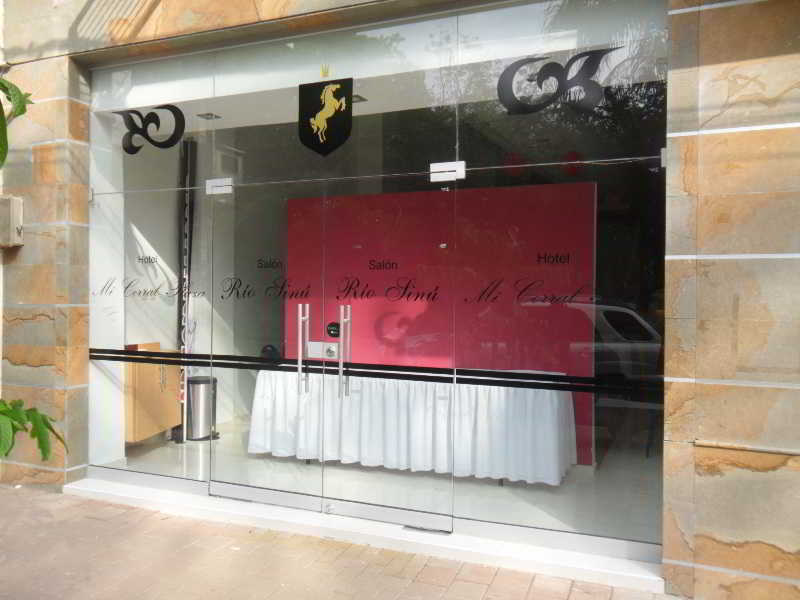 מונטריה Hotel Mi Corral Plaza מראה חיצוני תמונה